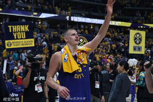 姆伯莫&阿马德：我们有一群优秀的球员，希望几年后英超夺冠（姆伯莫与阿马德：阵容人才济济，力争数年内问鼎英超）