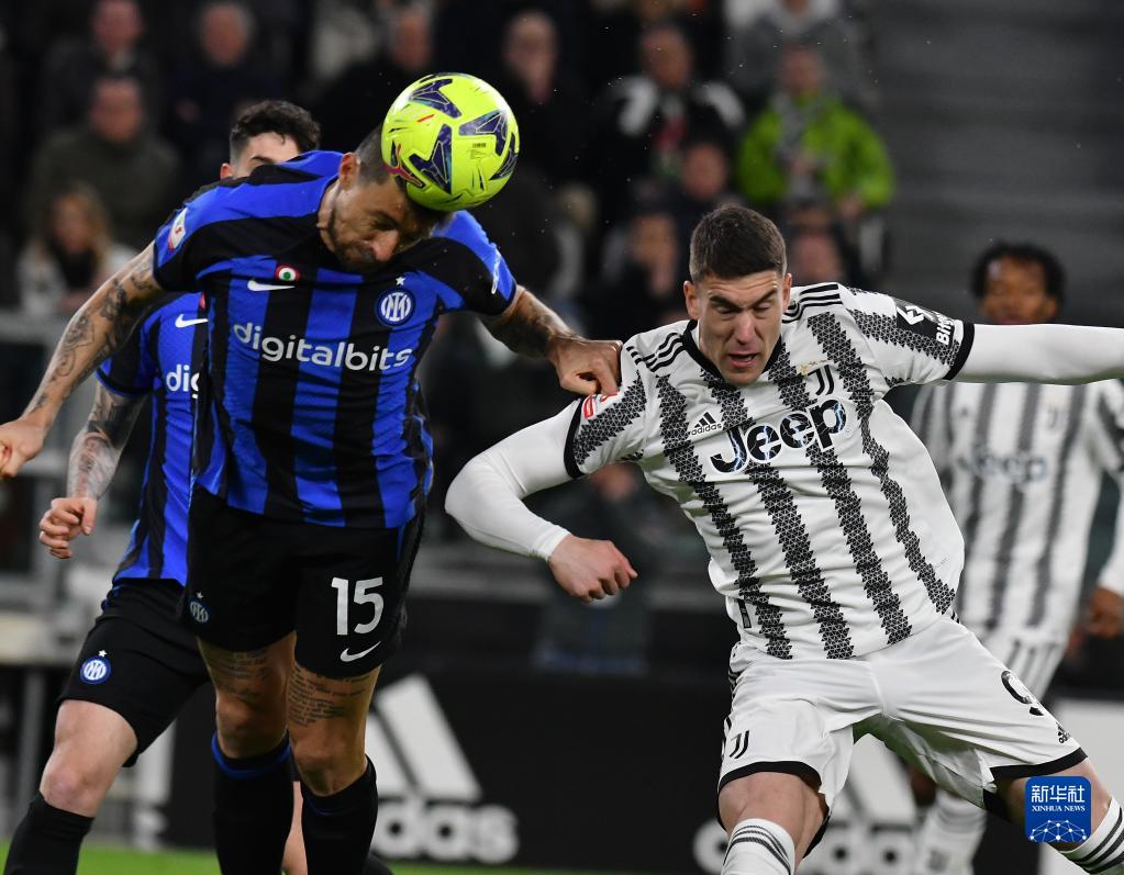 齐沃：要振作和学习，足球和生活总会有转机；伤员周日难复出（齐沃：保持积极学习，球场与人生终会迎来转机；多名伤员周日恐难登场）