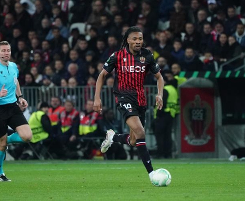 迪洛伦佐：赛后会和孔蒂复盘比赛；欧冠还有两轮还有机会晋级（迪洛伦佐：赛后与孔蒂复盘；欧冠还剩两场仍有出线希望）