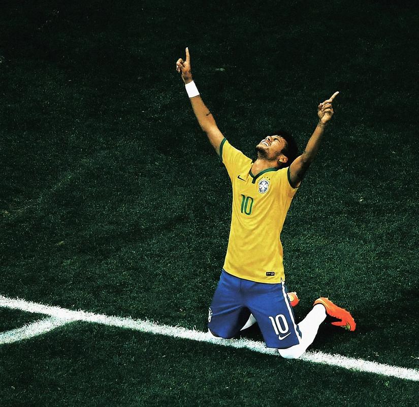 里程碑，国安后卫何宇鹏已在中超出战100场（国安后卫何宇鹏达成中超百场里程碑）