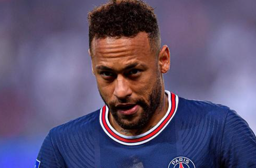 欧冠夺冠赔率：巴萨微弱优势领跑 巴黎力压枪手（欧冠冠军赔率：巴萨以微弱优势居首，巴黎力压阿森纳）