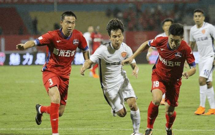 本轮欧冠最佳阵容：诺伊尔、福登、奥斯梅恩、梅里诺在列（欧冠本轮最佳阵容出炉：诺伊尔、福登、奥斯梅恩、梅里诺入选）