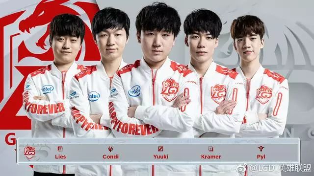 前场紧逼加 前场紧逼加